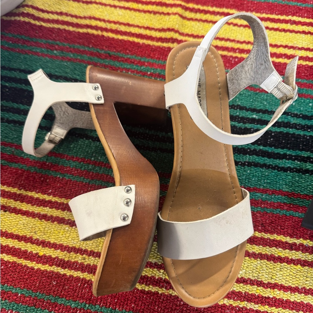 WMNS 10 — Steve Madden White Sandals with Ankle Strap